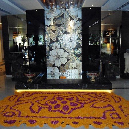 Godwin Hotel Haridwār Esterno foto