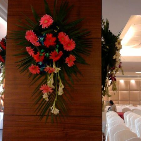 Godwin Hotel Haridwār Esterno foto