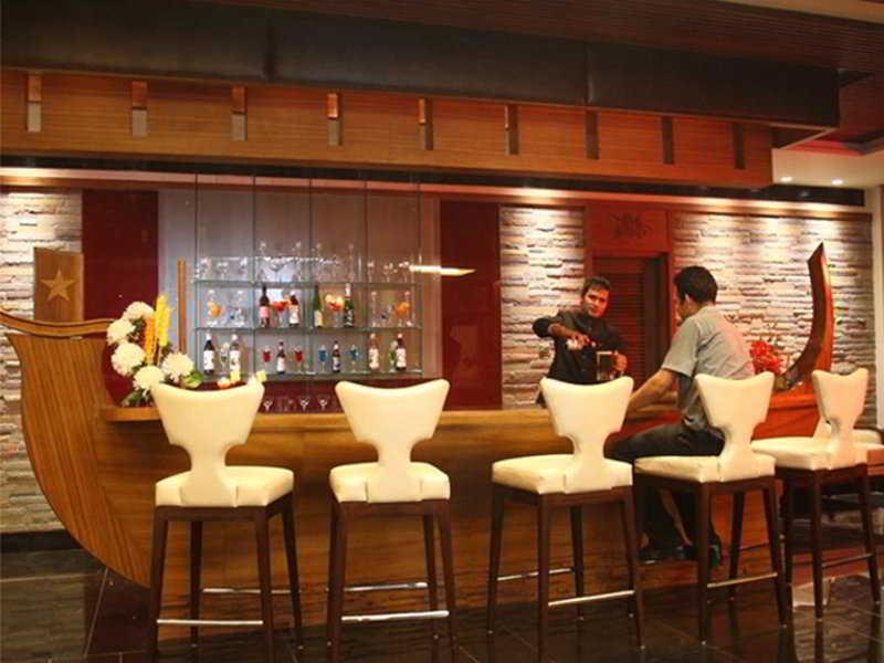 Godwin Hotel Haridwār Esterno foto