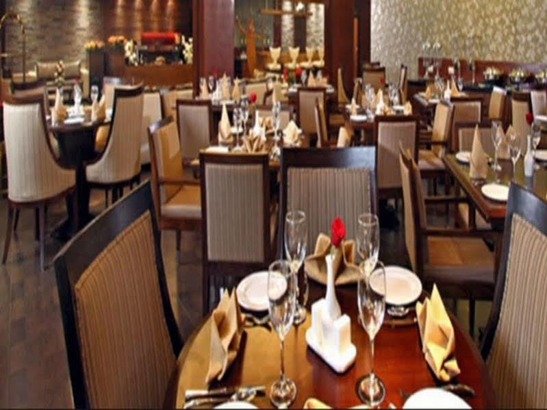Godwin Hotel Haridwār Esterno foto