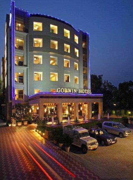 Godwin Hotel Haridwār Esterno foto