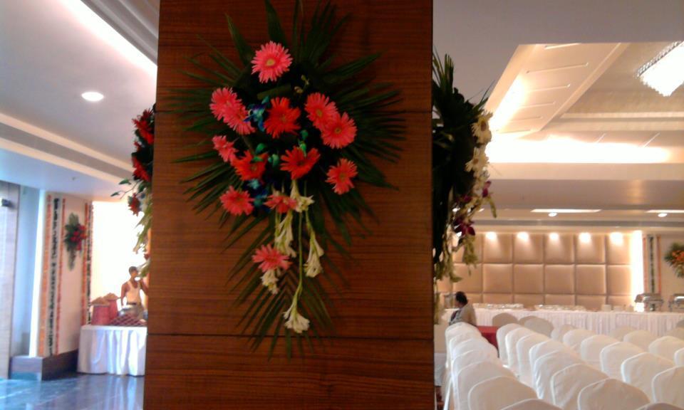 Godwin Hotel Haridwār Esterno foto