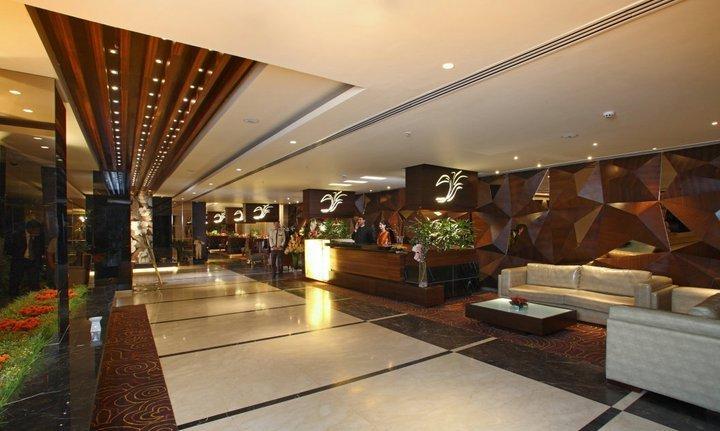 Godwin Hotel Haridwār Esterno foto